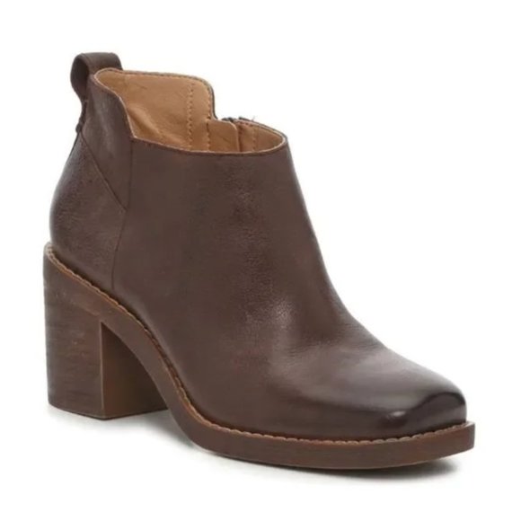 Crown Vintage Shoes - Crown Vintage Leather Hashel Bootie in Brown